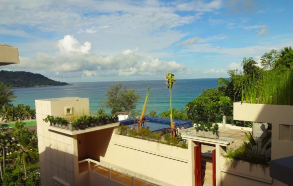 Panoramic sea view of Kata Noi Bay. Roof top terrace and pool
